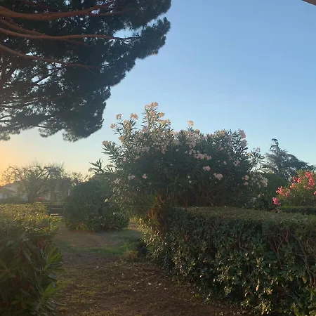 Apartman Antibes, Agreable Familiale En Rez De Jardin -2 Piscines&tennis *