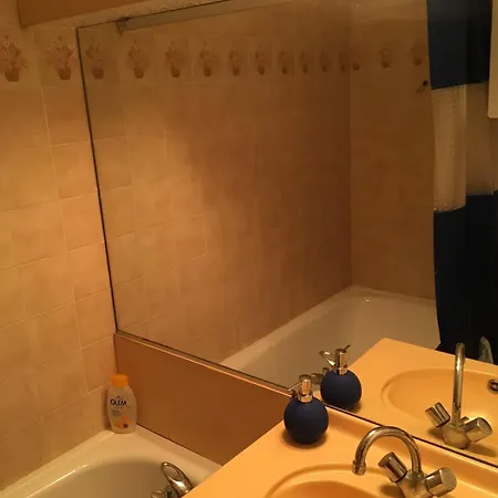 Apartment Antibes, Agreable Familiale En Rez De Jardin -2 Piscines&tennis